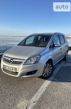 Минивэн Opel Zafira 2008 в Каменском