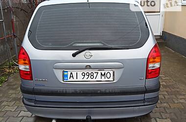 Мінівен Opel Zafira 2002 в Корсунь-Шевченківському
