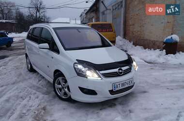 Универсал Opel Zafira 2009 в 