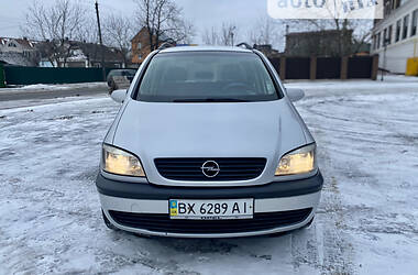 Минивэн Opel Zafira 2000 в Хмельницком