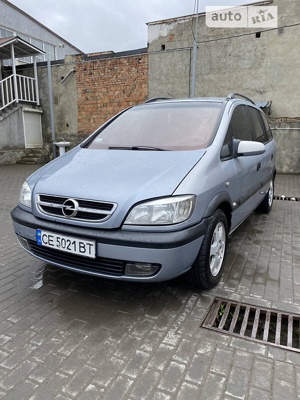 Минивэн Opel Zafira 2002 в Черновцах