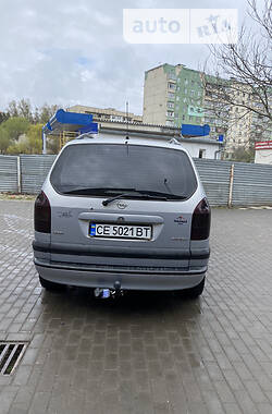 Минивэн Opel Zafira 2002 в Черновцах