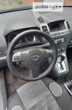 Минивэн Opel Zafira 2007 в Сумах