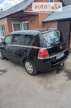 Минивэн Opel Zafira 2007 в Сумах