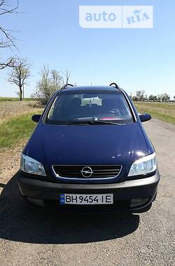 Минивэн Opel Zafira 2001 в Одессе