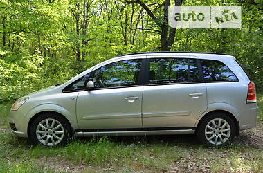 Минивэн Opel Zafira 2008 в Полтаве