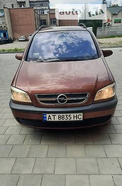 Минивэн Opel Zafira 2001 в Калуше