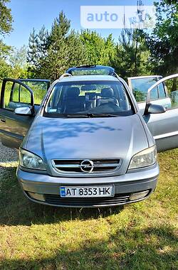 Минивэн Opel Zafira 2004 в Ивано-Франковске