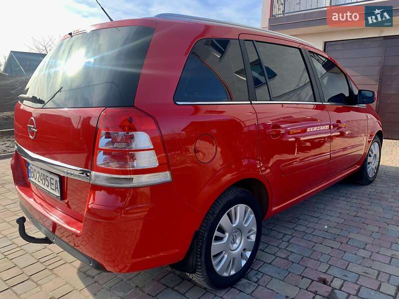 Мінівен Opel Zafira 2011 в Тернополі фото 3 Мінівен Opel Zafira 2011 в Тернополі