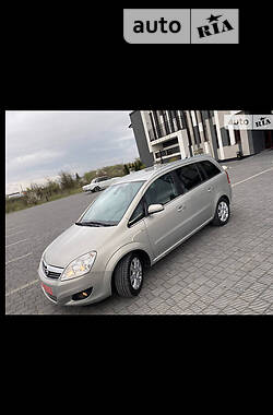 Минивэн Opel Zafira 2010 в Стрые