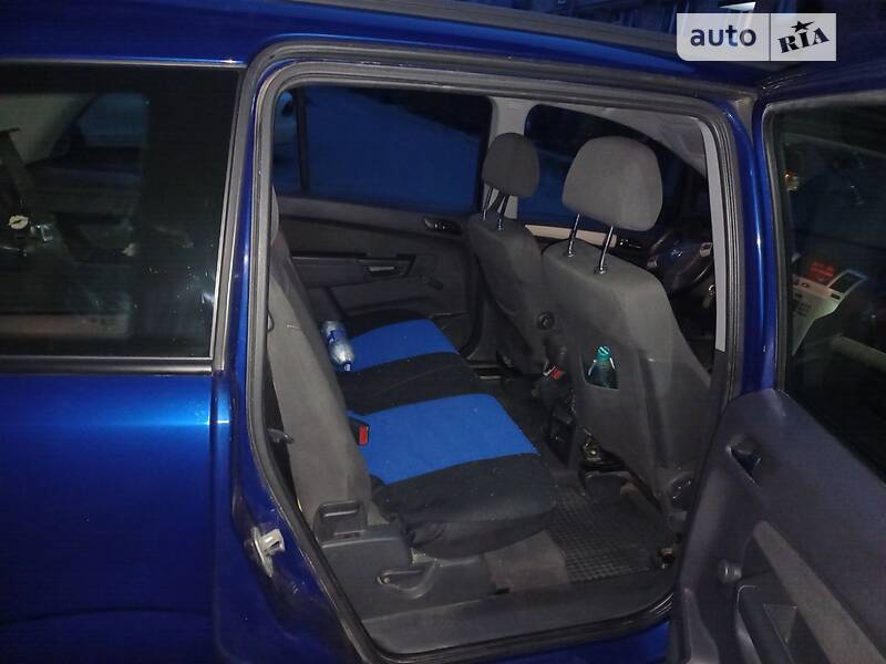 Минивэн Opel Zafira 2008 в Софиевской Борщаговке