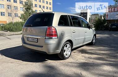 Мінівен Opel Zafira 2005 в Тернополі