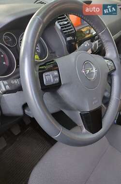 Минивэн Opel Zafira 2011 в Костополе