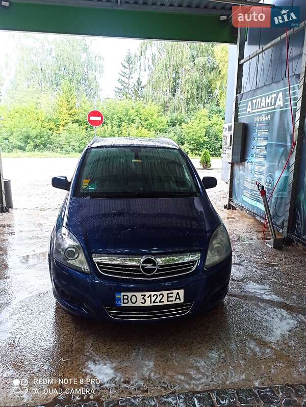 Мінівен Opel Zafira 2010 в Зборові