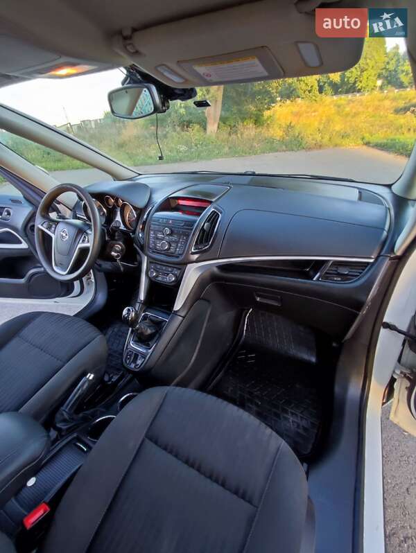 Мінівен Opel Zafira 2013 в Хмельницькому