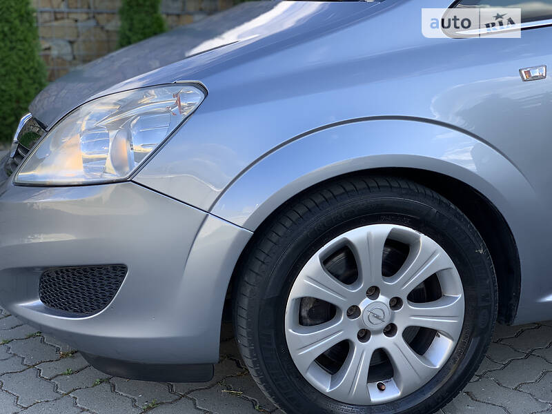 Мінівен Opel Zafira 2009 в Стрию