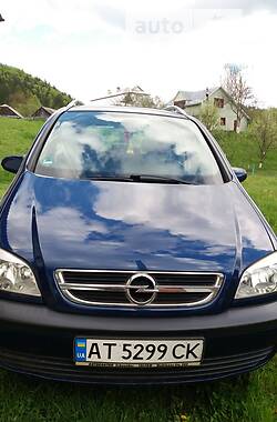 Минивэн Opel Zafira 2004 в Верховине