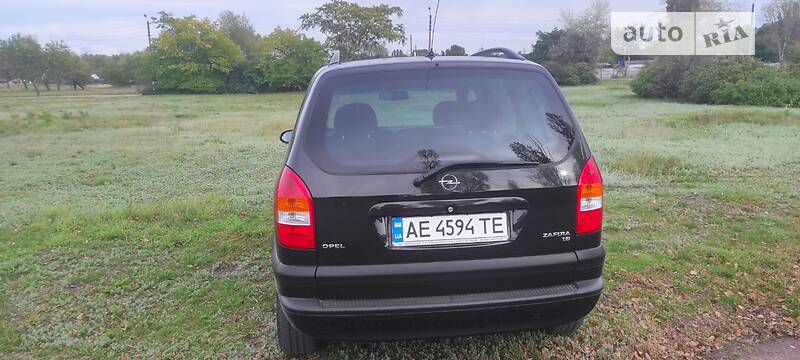 Мінівен Opel Zafira 2001 в Кам'янському