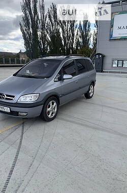 Мінівен Opel Zafira 2004 в Києві