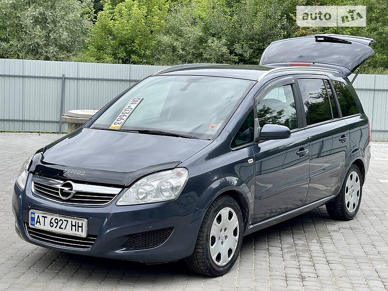 Минивэн Opel Zafira 2008 в Коломые