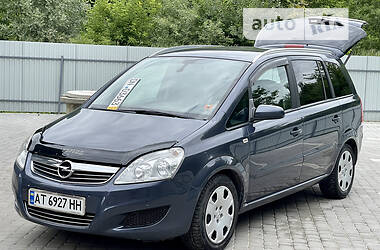 Минивэн Opel Zafira 2008 в Коломые