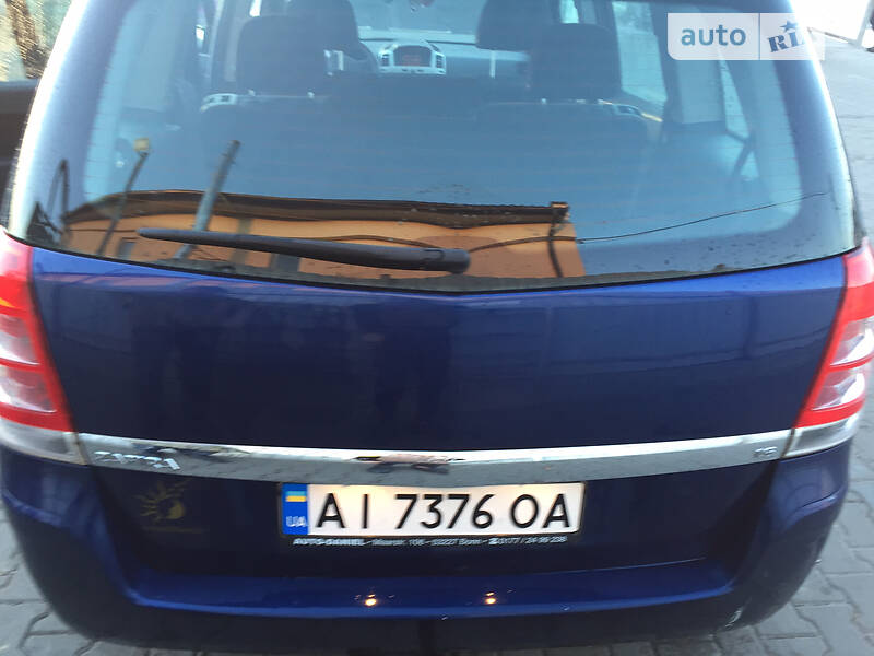 Минивэн Opel Zafira 2008 в Софиевской Борщаговке