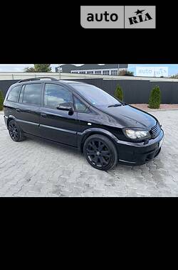 Минивэн Opel Zafira 2003 в Тернополе