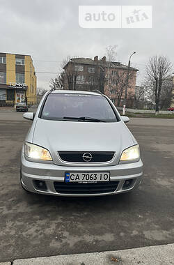 Минивэн Opel Zafira 2003 в Черкассах