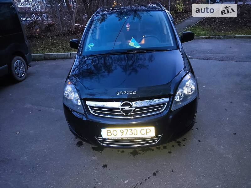 Минивэн Opel Zafira 2011 в Тернополе