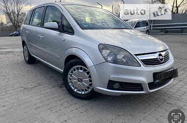 Минивэн Opel Zafira 2006 в Харькове