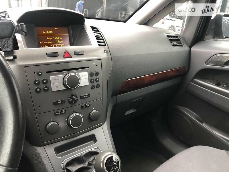 Минивэн Opel Zafira 2005 в Львове
