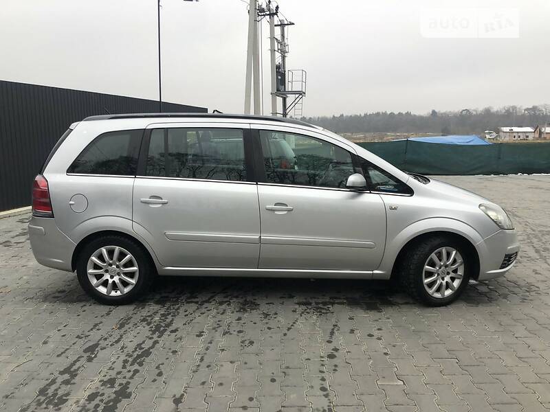 Минивэн Opel Zafira 2005 в Львове