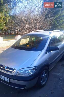 Минивэн Opel Zafira 2003 в Черкассах
