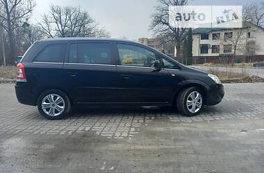 Мінівен Opel Zafira 2011 в Стрию