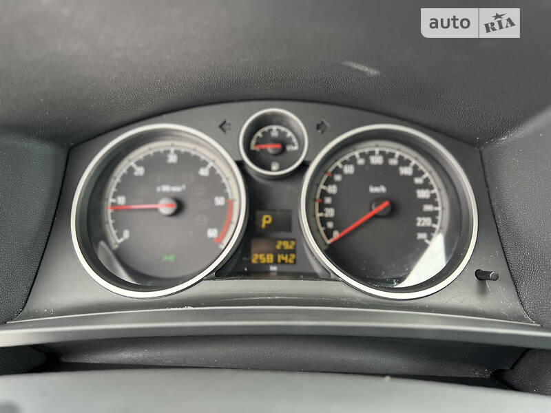 Минивэн Opel Zafira 2008 в Луцке