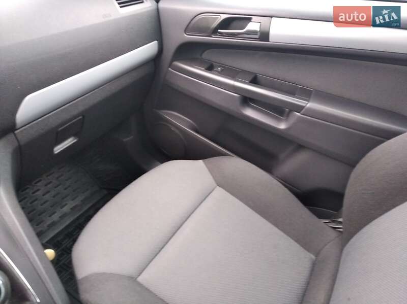 Минивэн Opel Zafira 2005 в Одессе