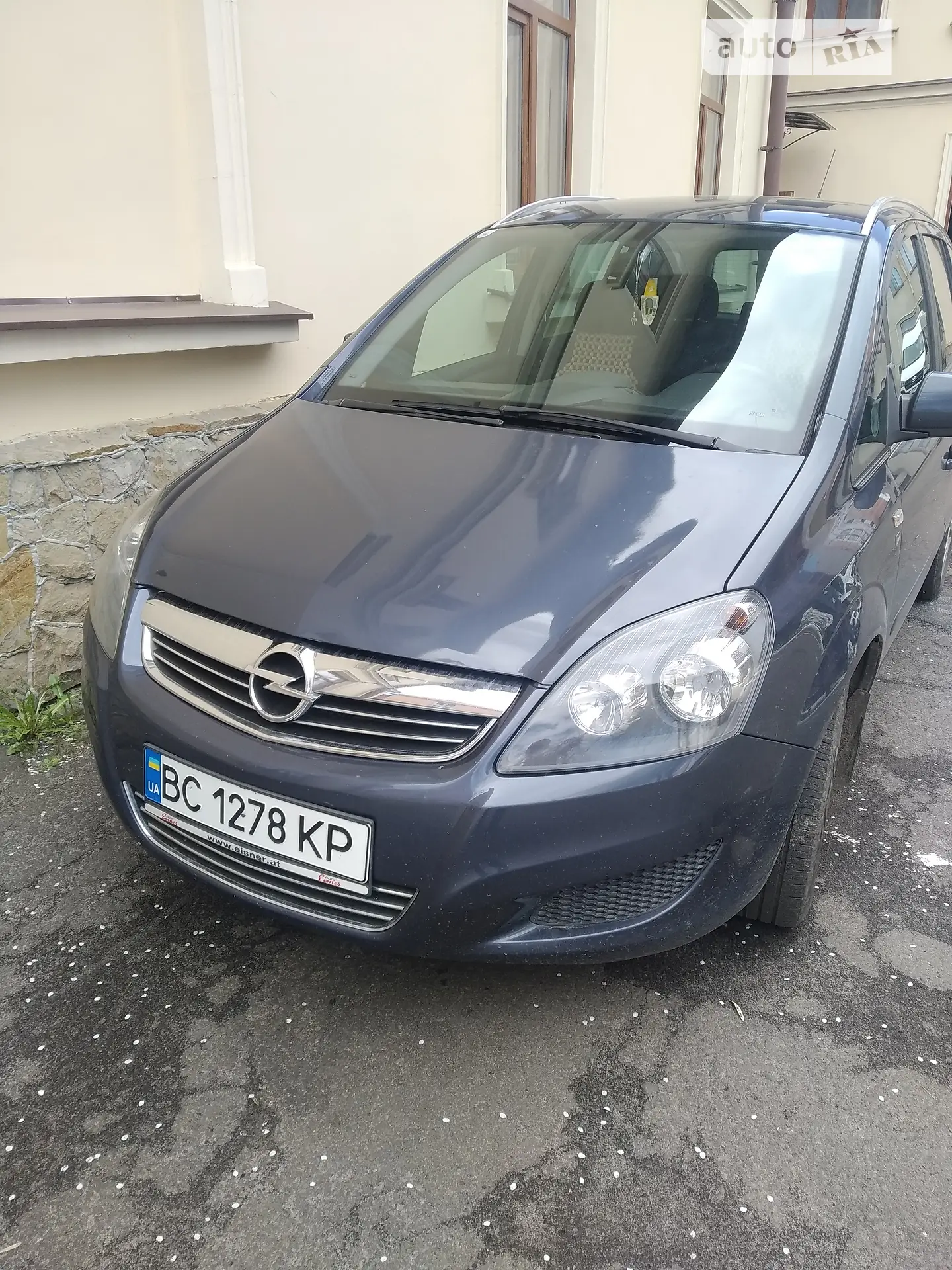 2010 Opel Zafira - фото 1