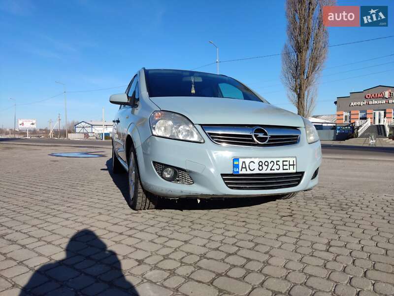 Минивэн Opel Zafira 2008 в Ковеле