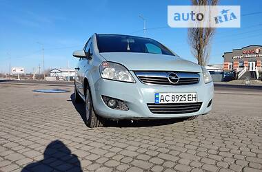 Мінівен Opel Zafira 2008 в Ковелі