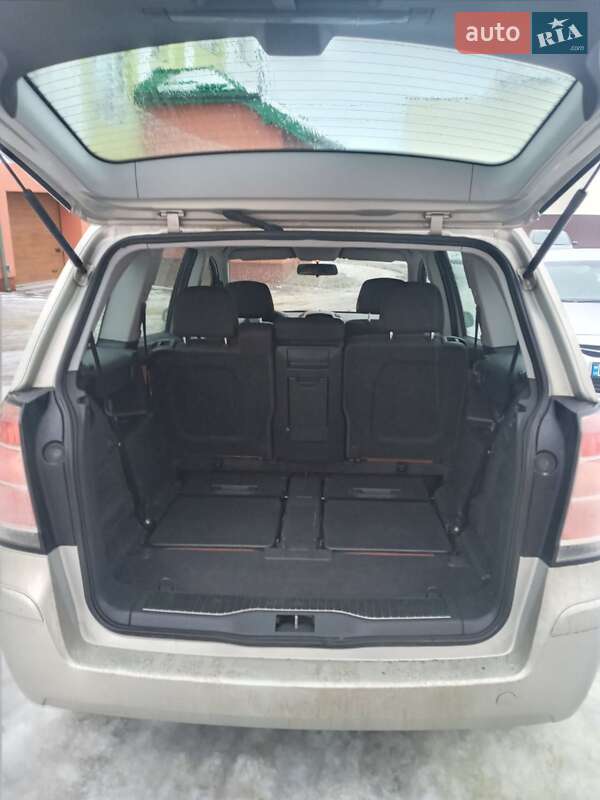 Мінівен Opel Zafira 2006 в Львові