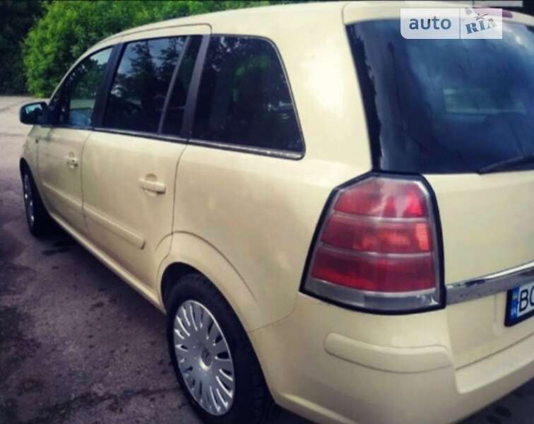 Минивэн Opel Zafira 2010 в Тернополе