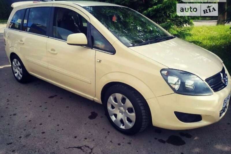 Opel Zafira 2010 Opel Zafira 2010