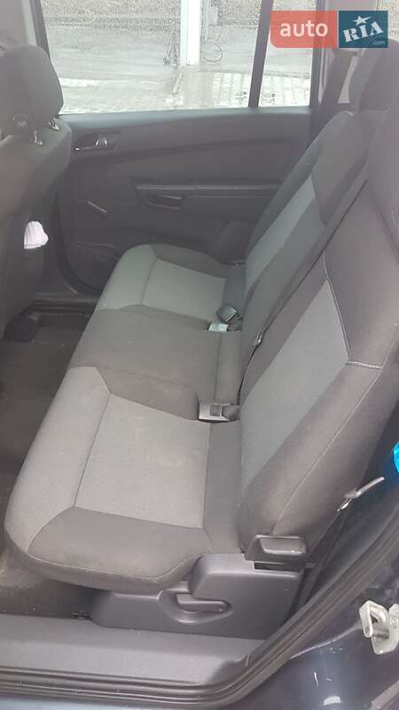 Минивэн Opel Zafira 2006 в Луцке фото 6 Минивэн Opel Zafira 2006 в Луцке