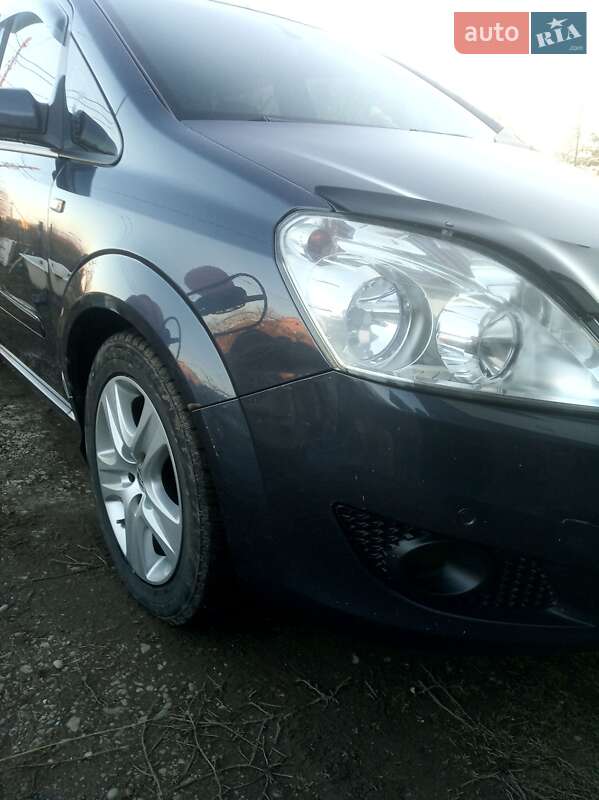 Мінівен Opel Zafira 2008 в Стрию
