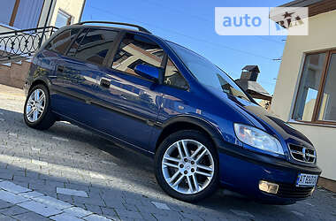 Минивэн Opel Zafira 2003 в Дрогобыче