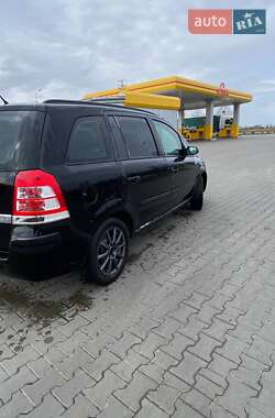 Минивэн Opel Zafira 2009 в 