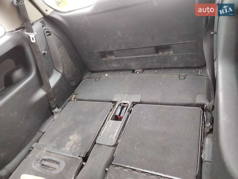 Мінівен Opel Zafira 2000 в Івано-Франківську