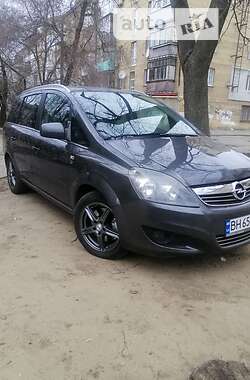 Минивэн Opel Zafira 2010 в Николаеве