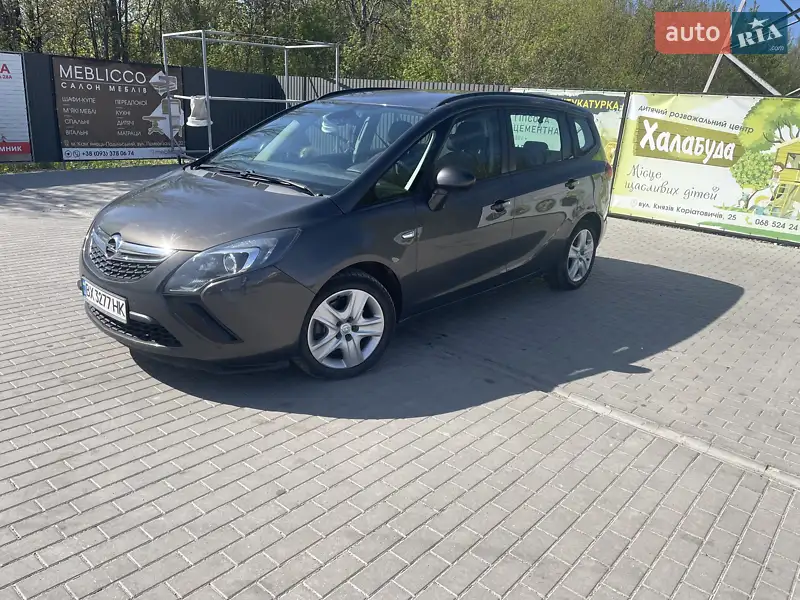 Opel Zafira 2014