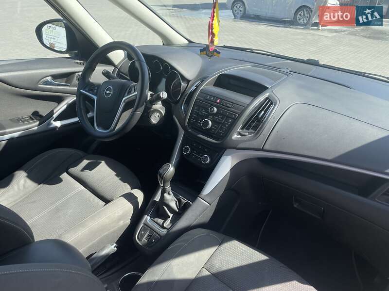 Мінівен Opel Zafira 2014 в Кам'янець-Подільському